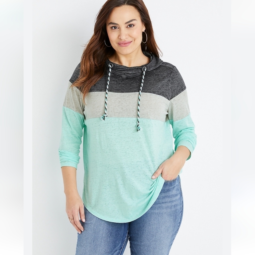 MAURICES women's long Sleeves hooded tshirt size L